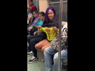 mexican woman fucked in the subway, among people